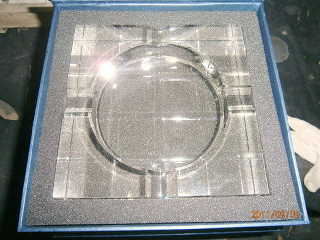 水晶煙灰缸